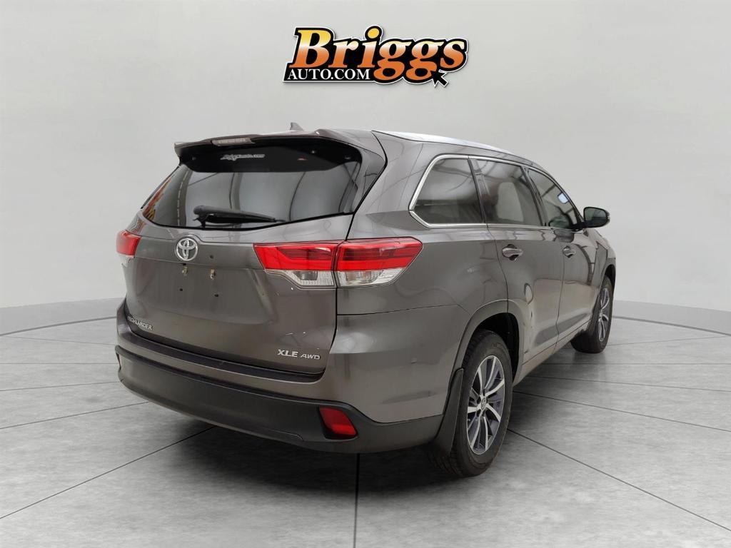 used 2017 Toyota Highlander car, priced at $20,695