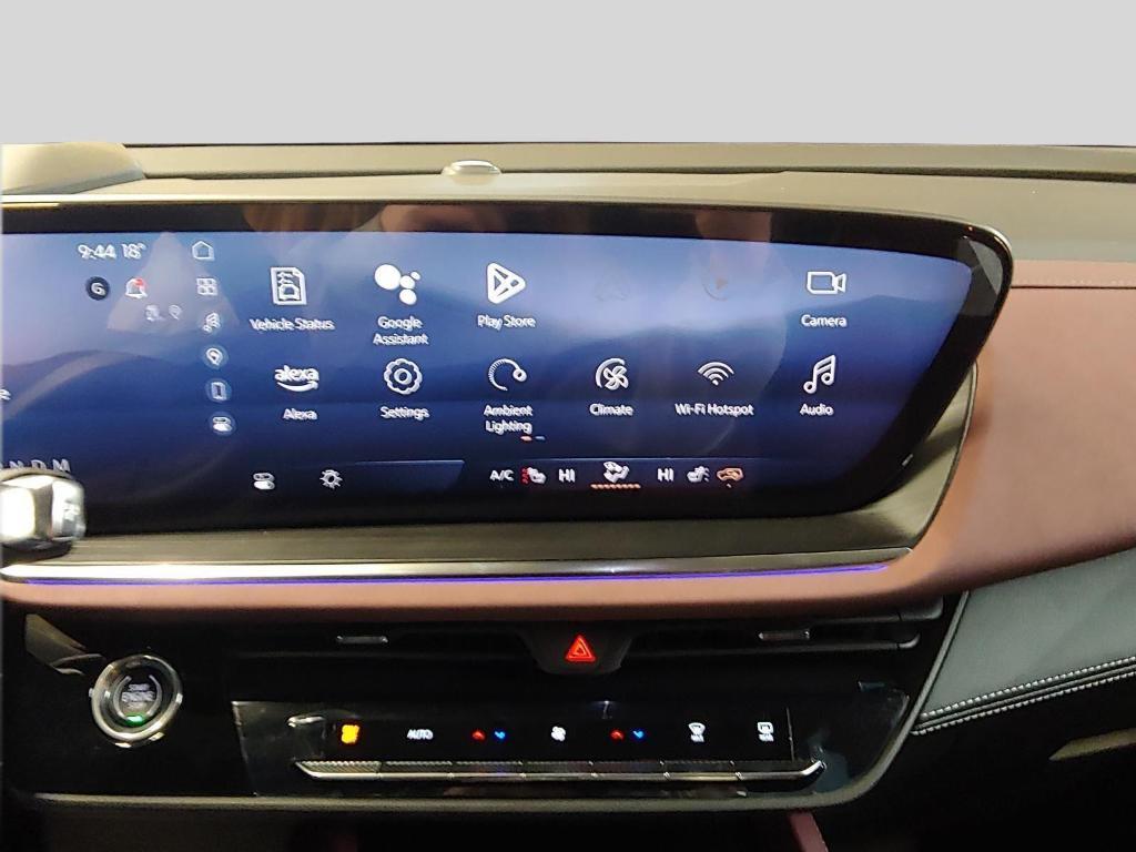 new 2025 Buick Envision car, priced at $38,458