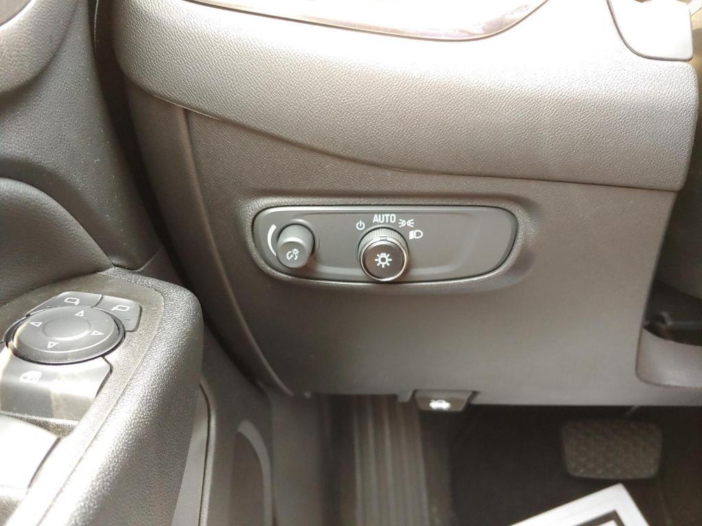 used 2023 Chevrolet Equinox car, priced at $22,500