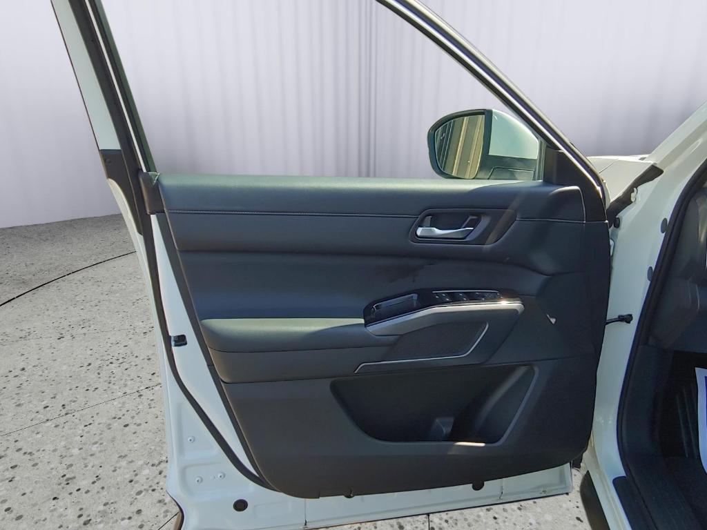 used 2024 Nissan Pathfinder car, priced at $39,900