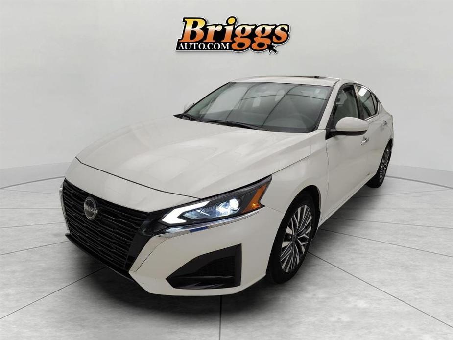 used 2023 Nissan Altima car, priced at $25,495