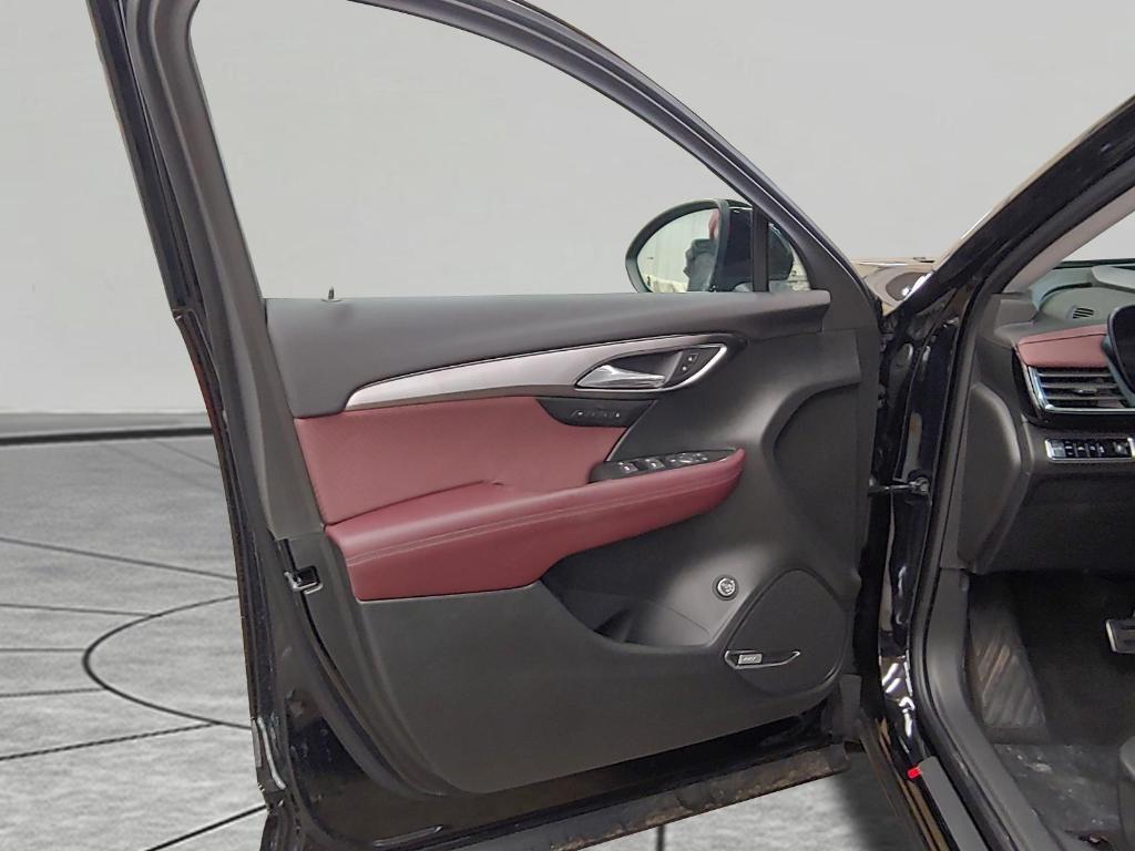 new 2025 Buick Envision car, priced at $38,458