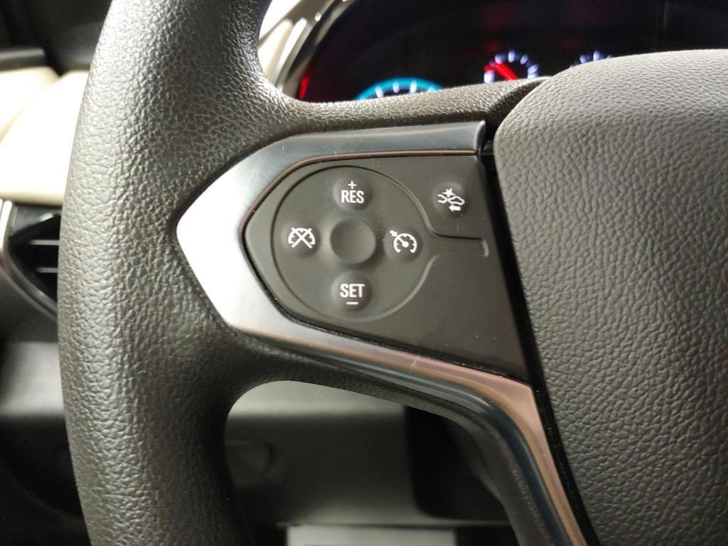 used 2023 Chevrolet Traverse car, priced at $29,495