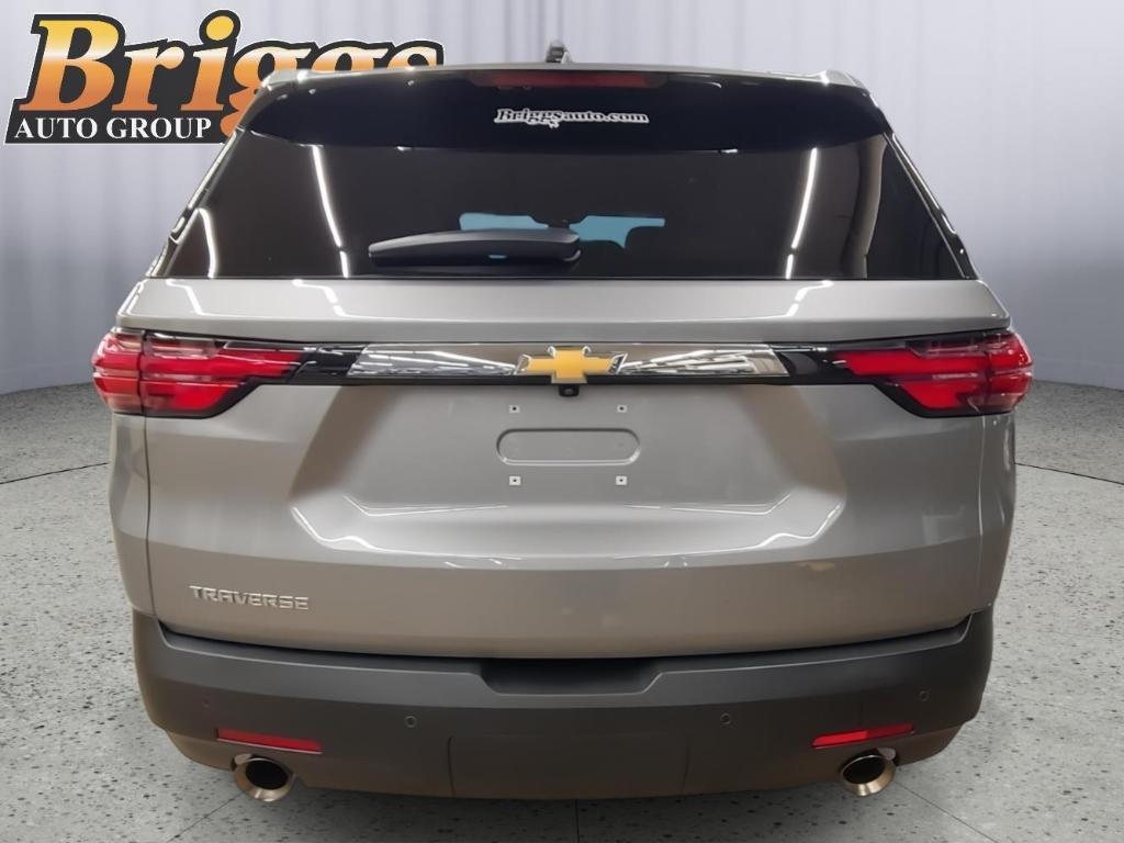 used 2023 Chevrolet Traverse car, priced at $29,495