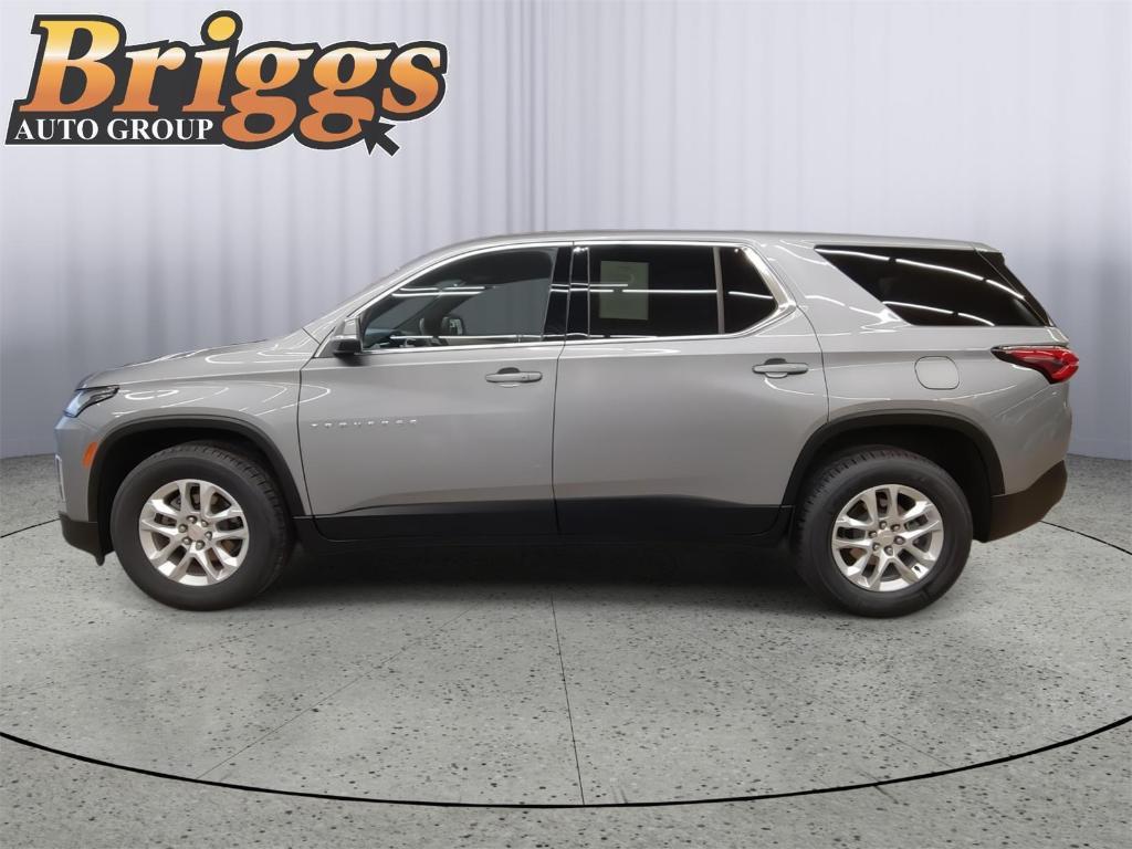 used 2023 Chevrolet Traverse car, priced at $29,495