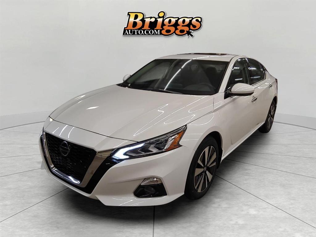 used 2019 Nissan Altima car, priced at $17,900