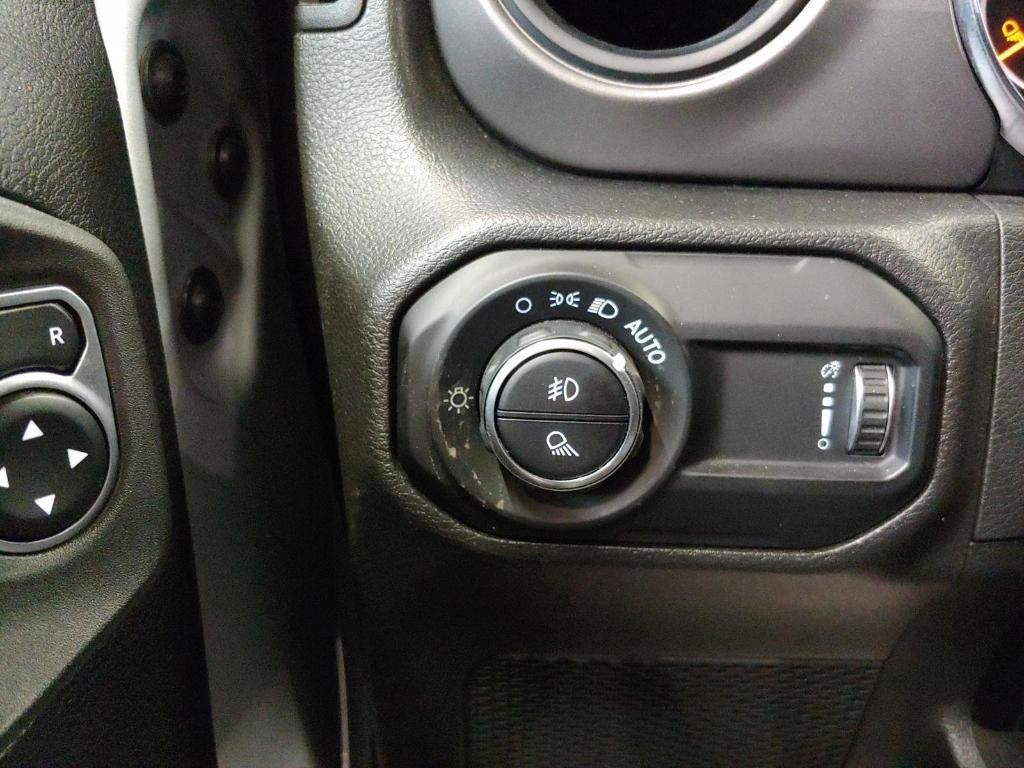 used 2023 Jeep Gladiator car, priced at $31,500