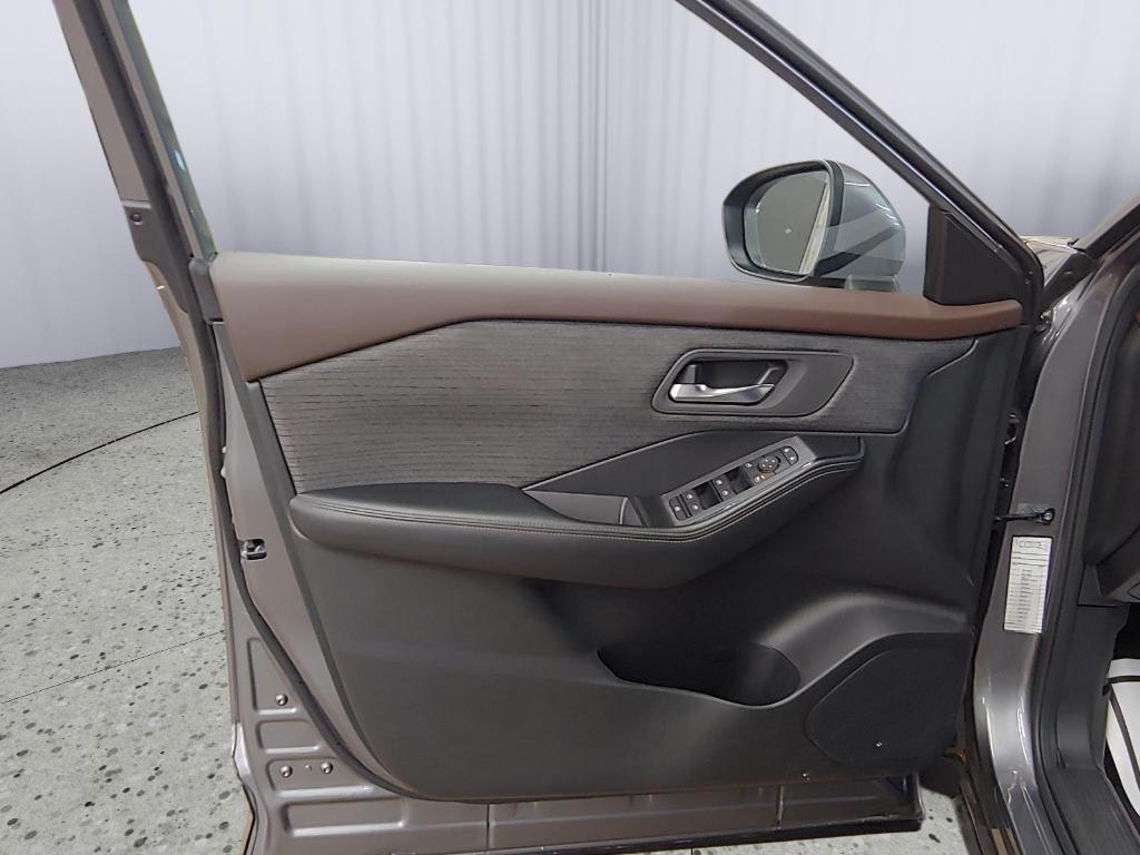 used 2023 Nissan Rogue car, priced at $22,200