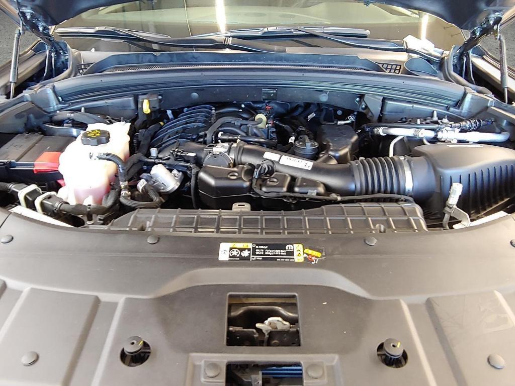 used 2024 Jeep Grand Cherokee car, priced at $33,000