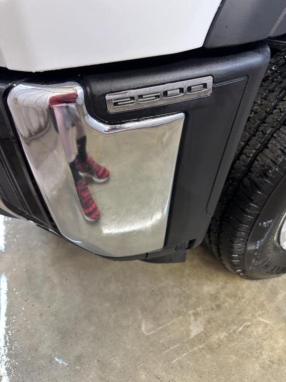 new 2025 GMC Sierra 2500 car, priced at $57,577