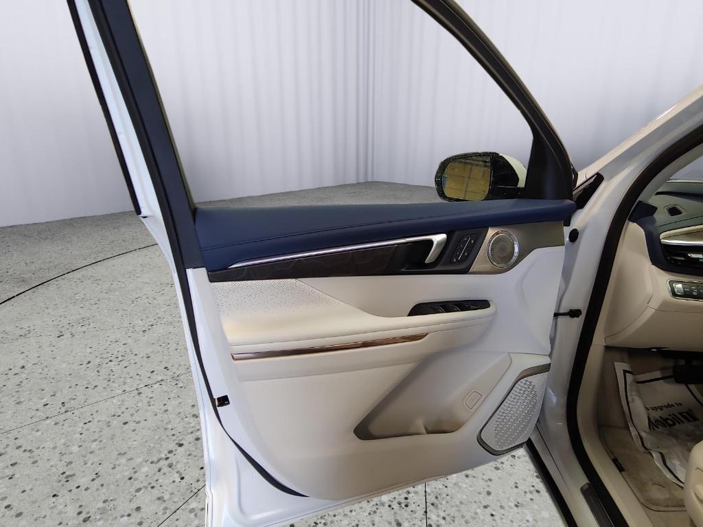 new 2025 Buick Enclave car, priced at $66,779