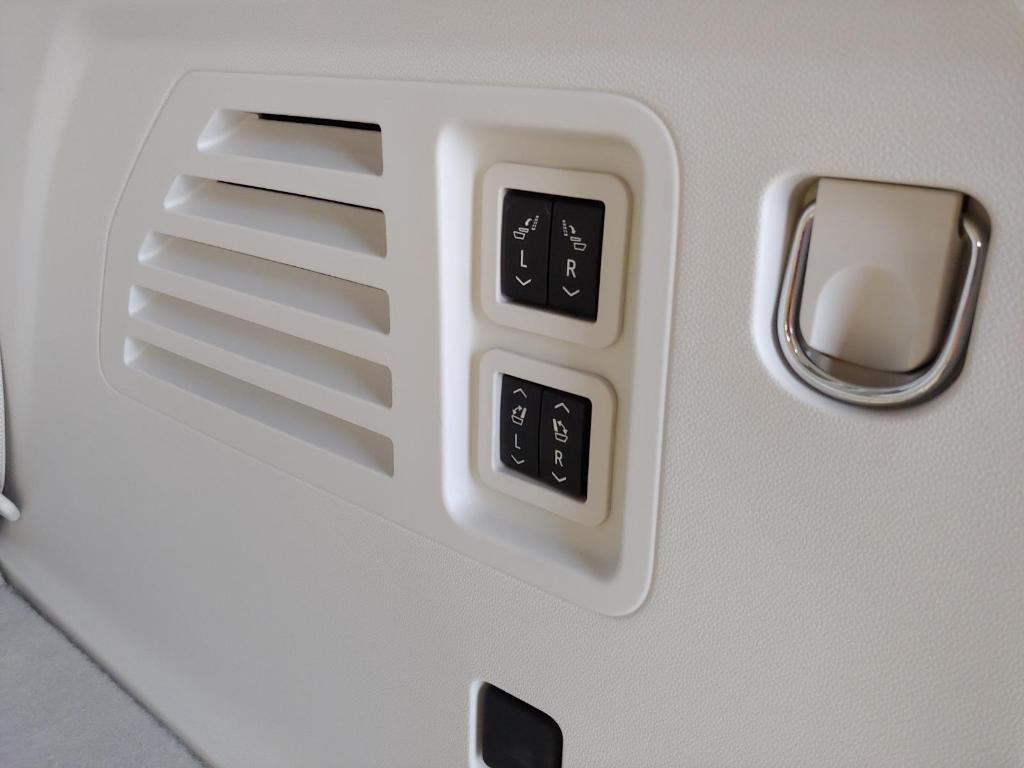 new 2025 Buick Enclave car, priced at $66,779