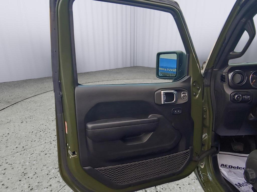 used 2021 Jeep Wrangler Unlimited car, priced at $27,900