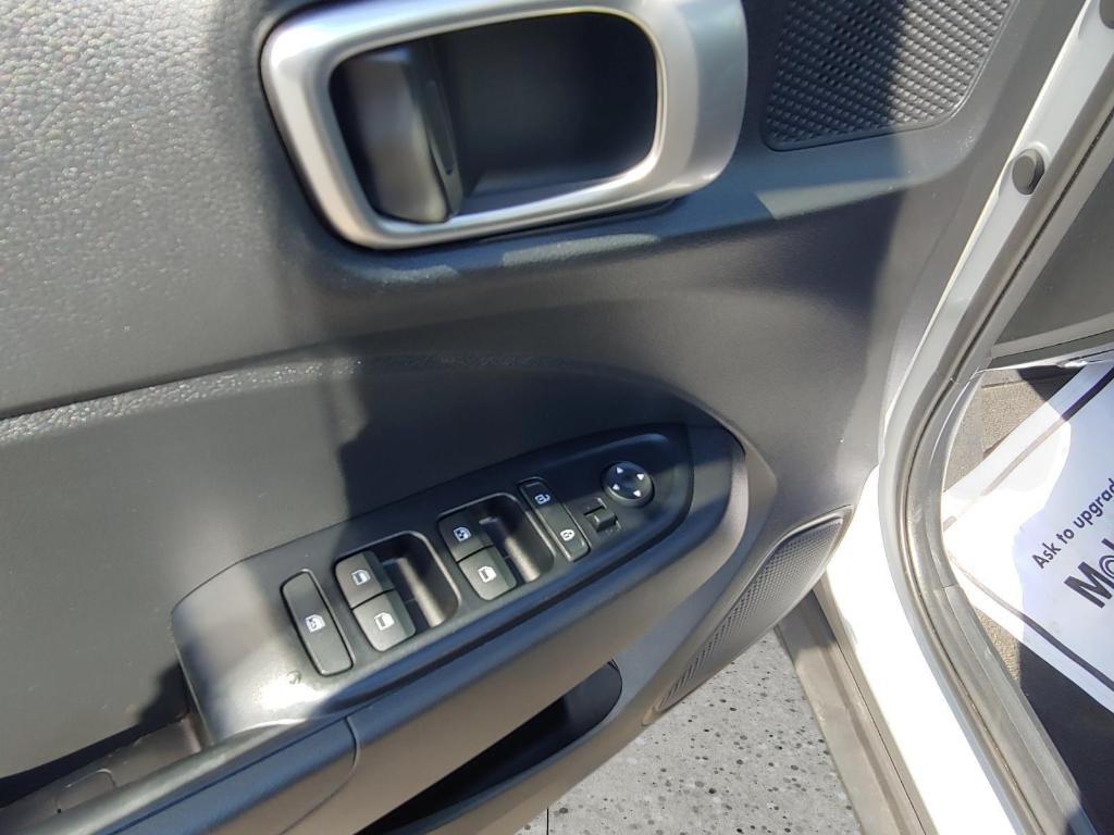 used 2022 Hyundai Venue car, priced at $19,795
