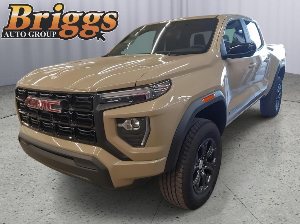 used 2024 GMC Canyon car, priced at $39,900