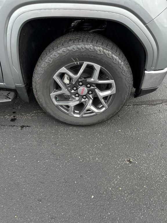 new 2025 GMC Sierra 1500 car, priced at $58,109