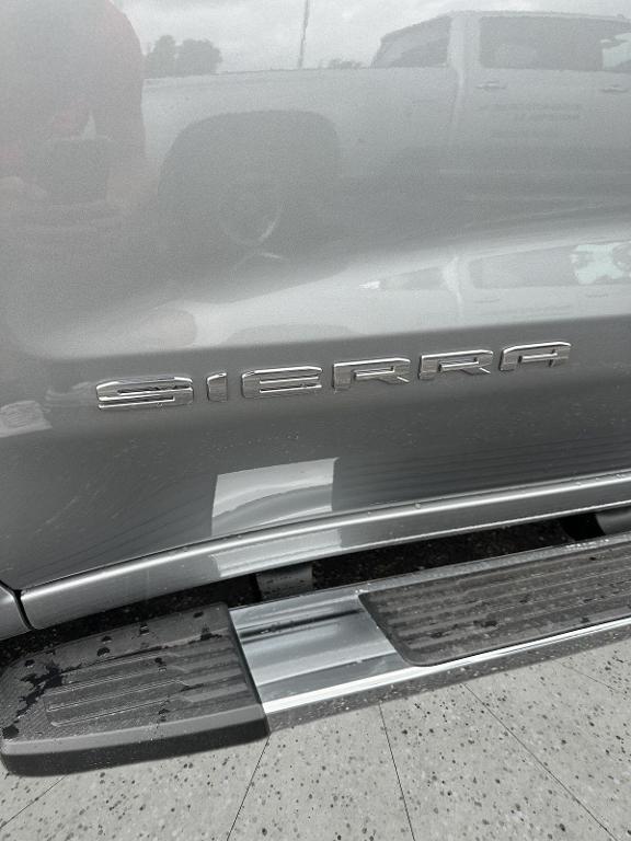 new 2025 GMC Sierra 1500 car, priced at $58,109