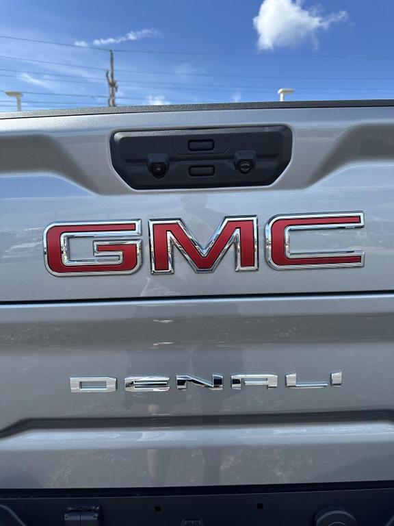 new 2025 GMC Sierra 2500 car, priced at $88,330