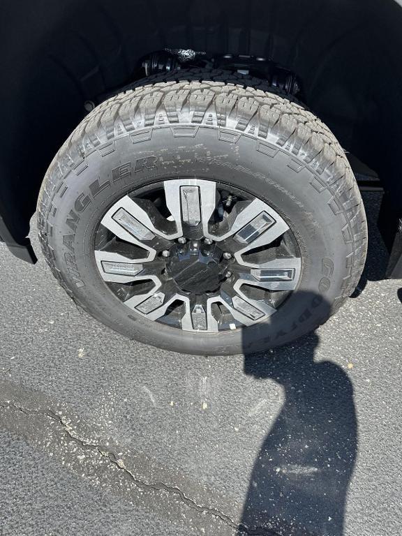 new 2025 GMC Sierra 2500 car, priced at $88,330