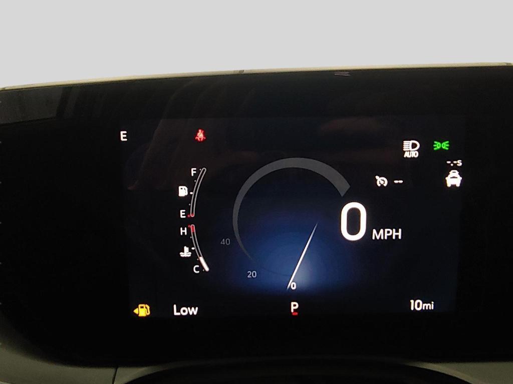 new 2025 Buick Envista car, priced at $24,496