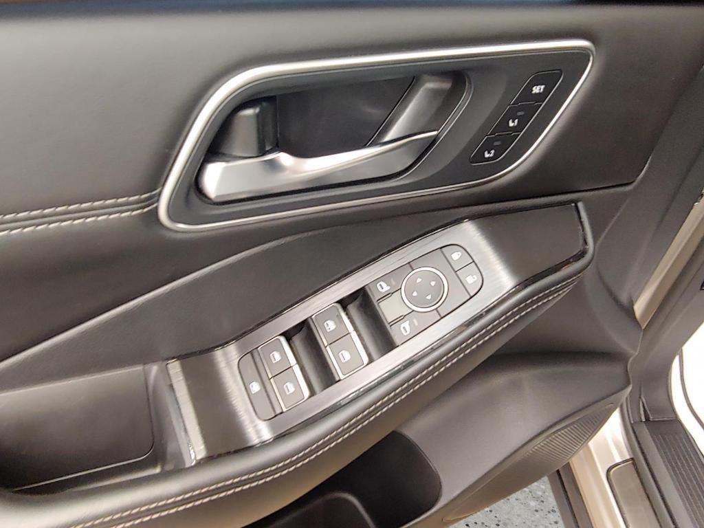 used 2022 Nissan Rogue car, priced at $29,900