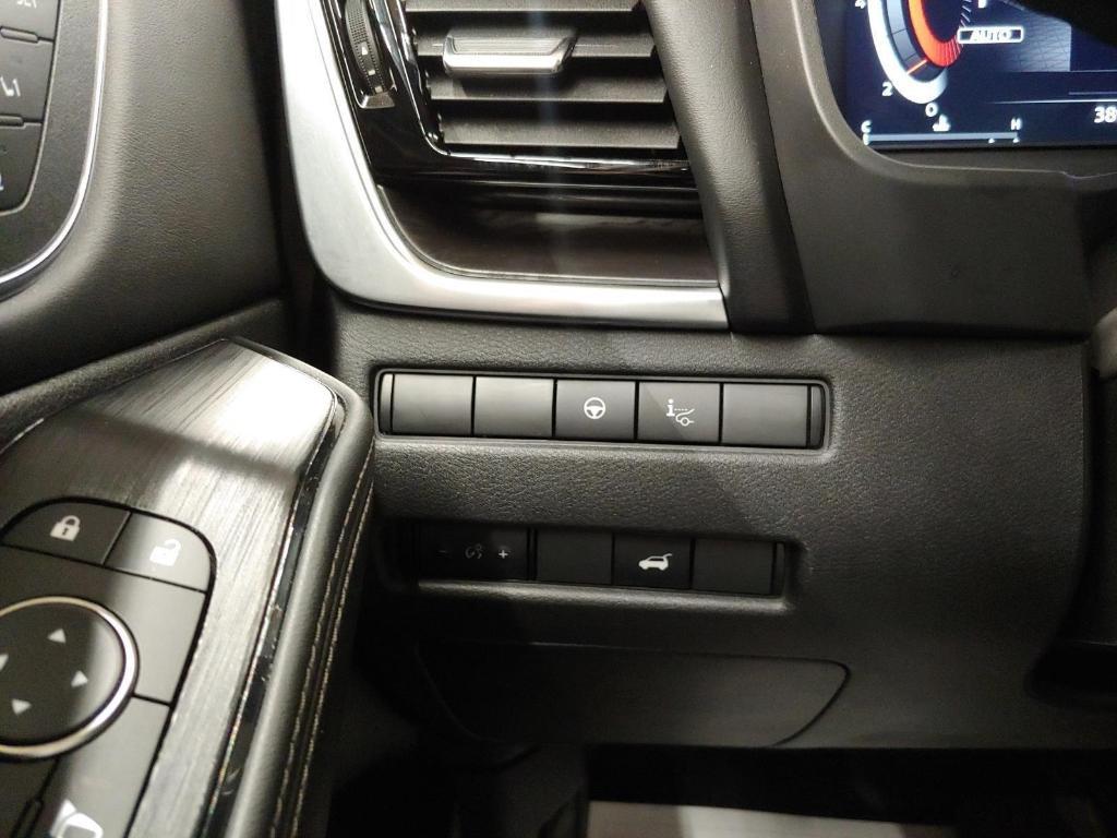 used 2022 Nissan Rogue car, priced at $29,900