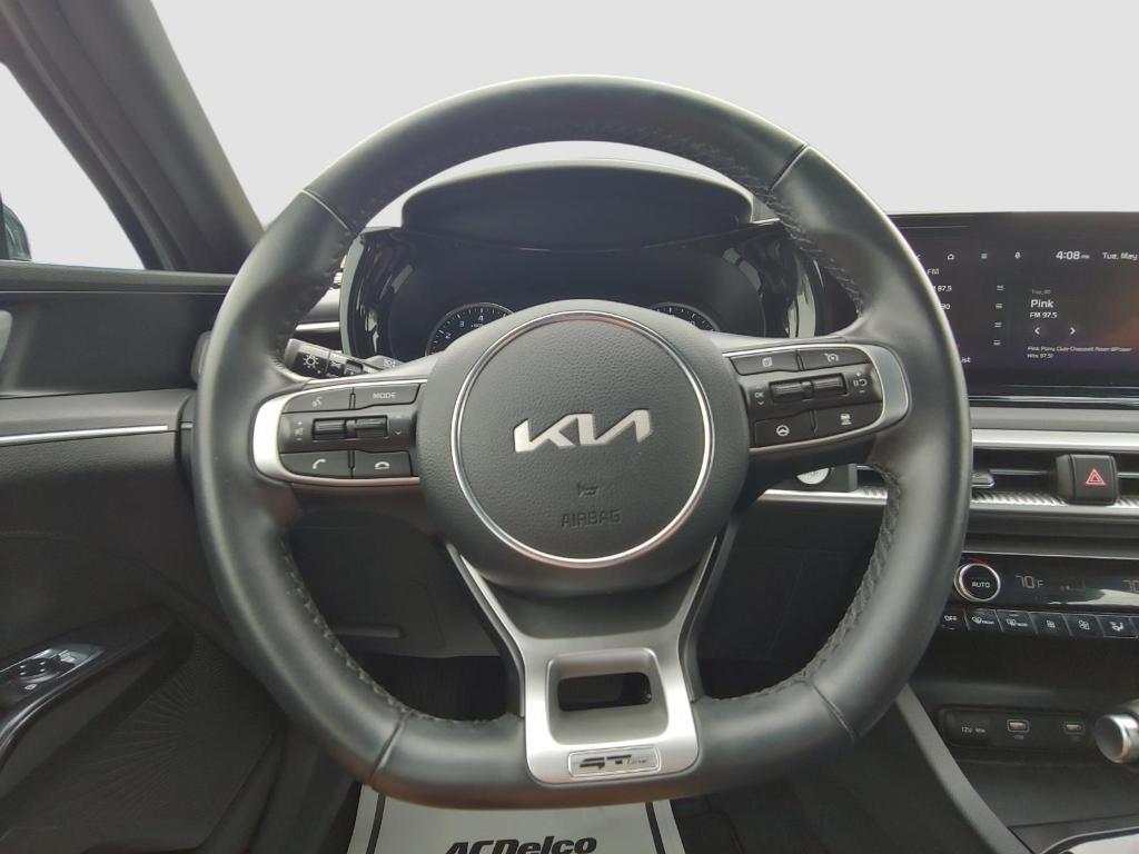 used 2023 Kia K5 car