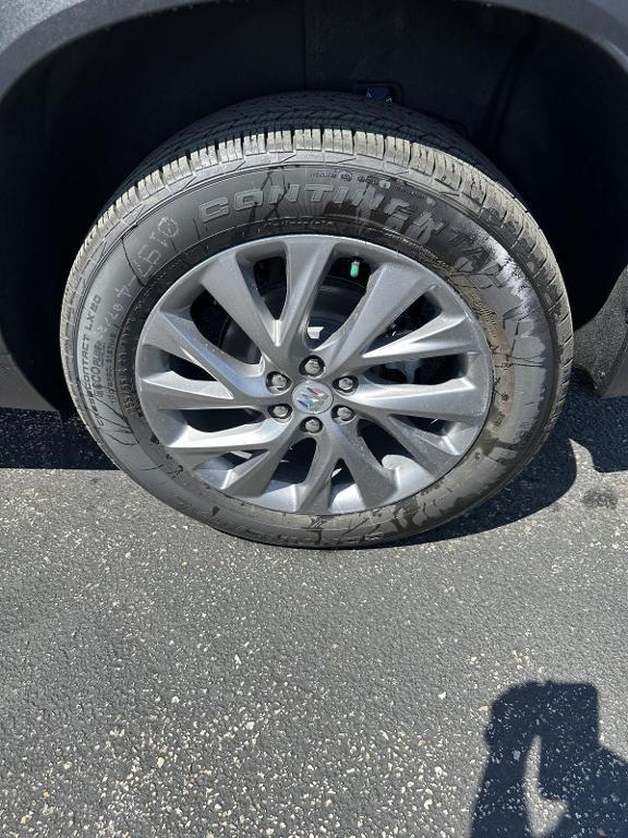 new 2026 Buick Enclave car, priced at $50,285