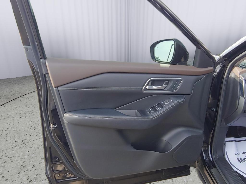 used 2021 Nissan Rogue car, priced at $28,495