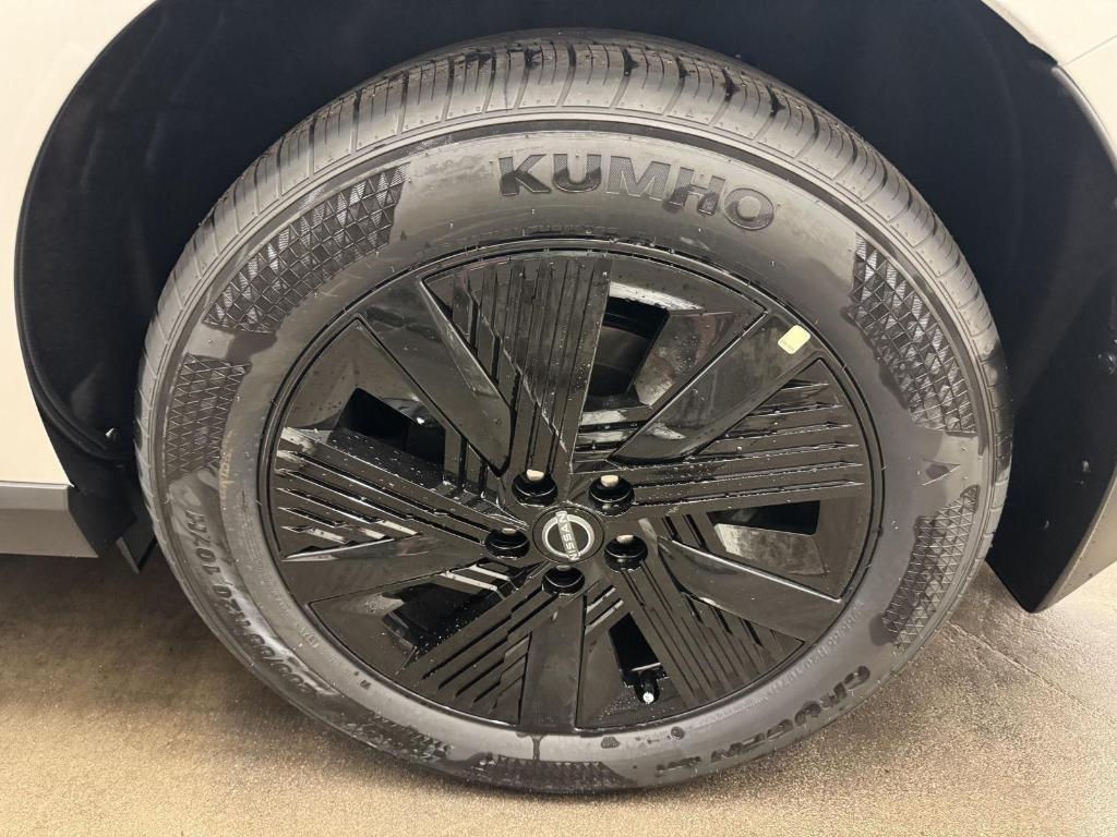 new 2025 Nissan Murano car, priced at $36,998