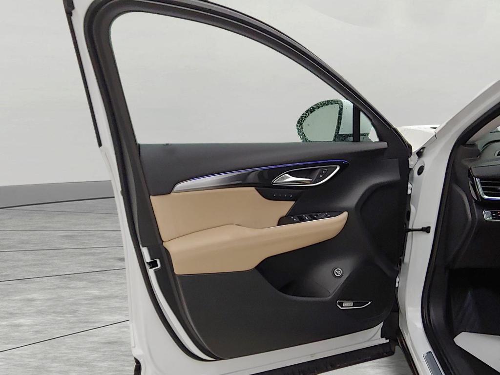 new 2025 Buick Envision car, priced at $36,968