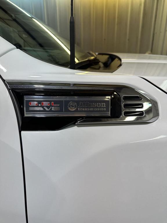 new 2025 GMC Sierra 3500 car, priced at $49,211