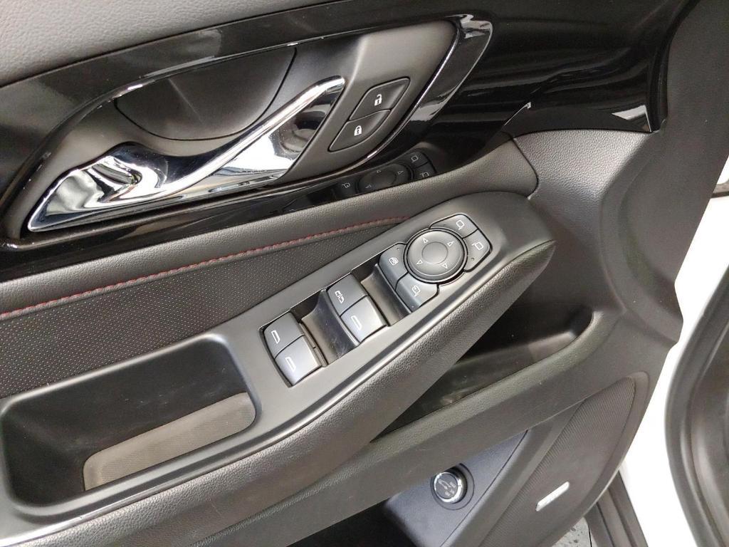 used 2022 Chevrolet Traverse car, priced at $34,500