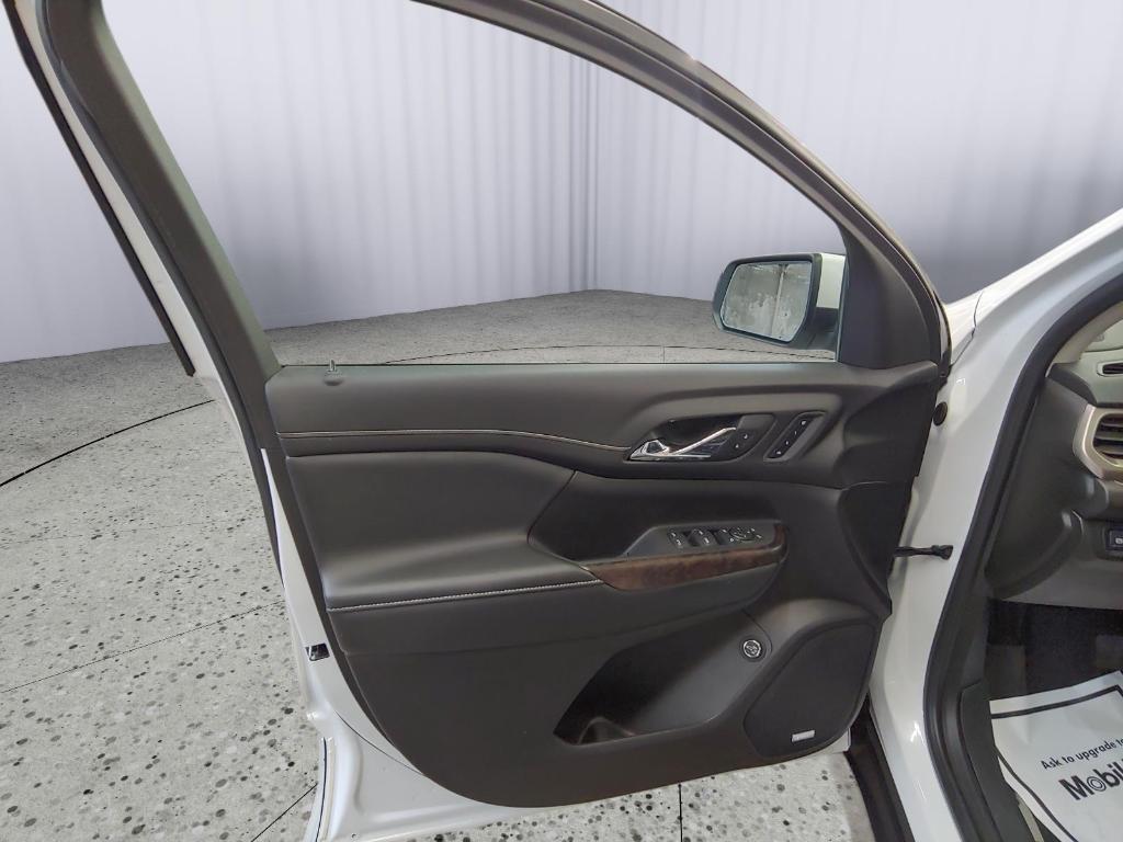 used 2021 GMC Acadia car, priced at $30,495