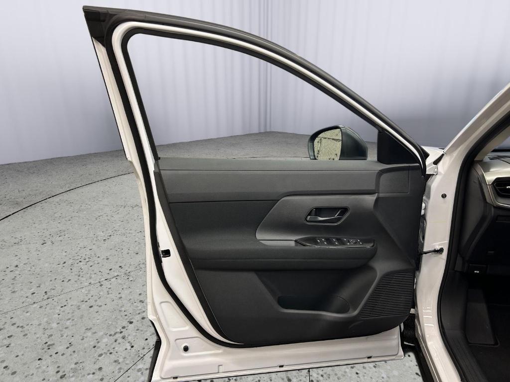 new 2025 Nissan Kicks car, priced at $24,325