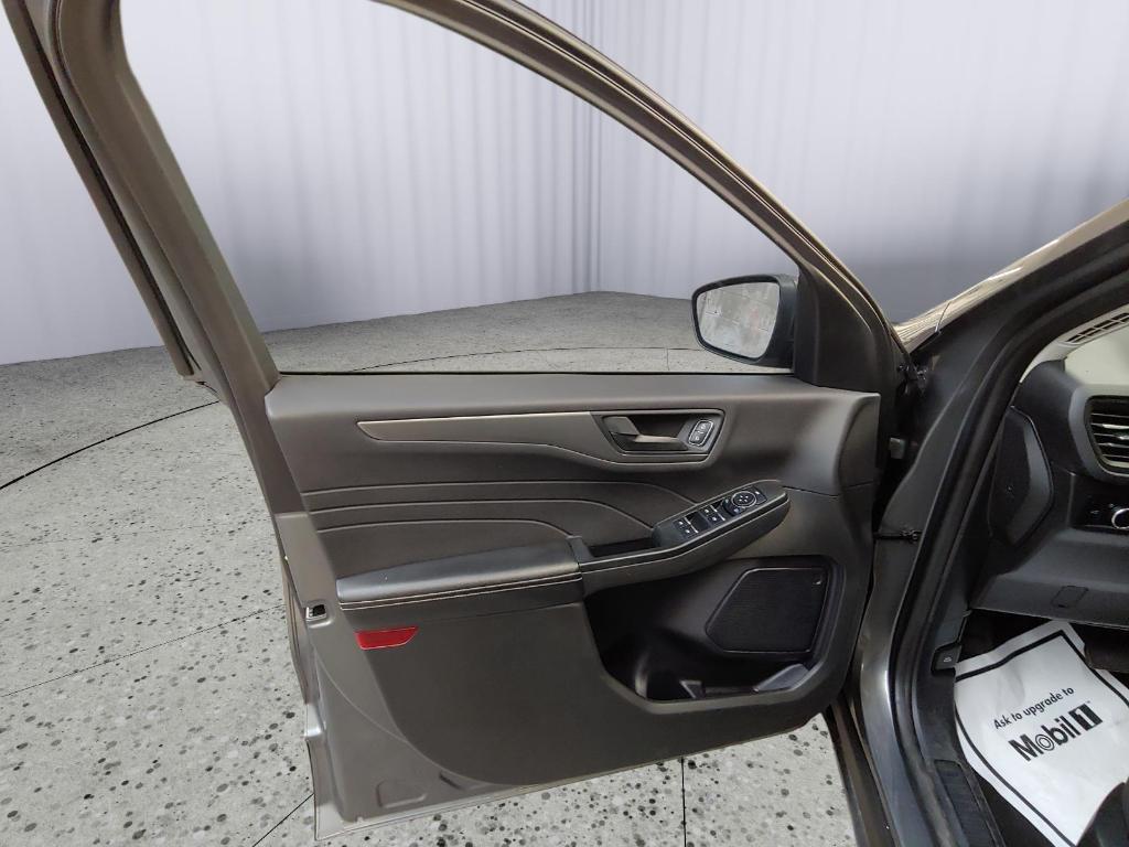 used 2024 Ford Escape car, priced at $19,995