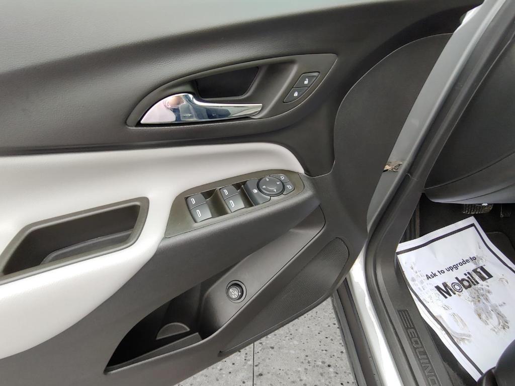 used 2023 Chevrolet Equinox car, priced at $21,700