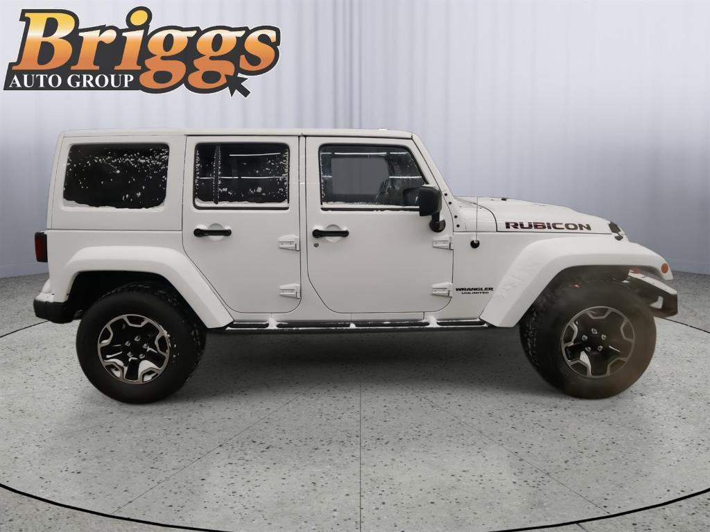 used 2015 Jeep Wrangler Unlimited car, priced at $27,500