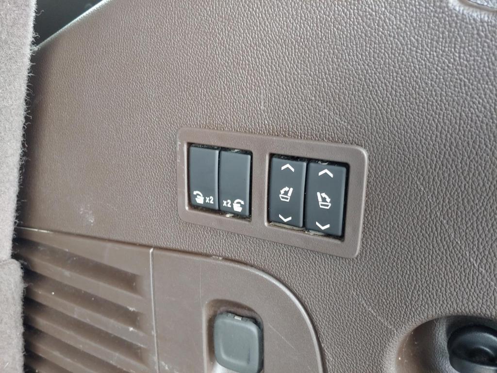 used 2019 GMC Yukon car, priced at $32,500