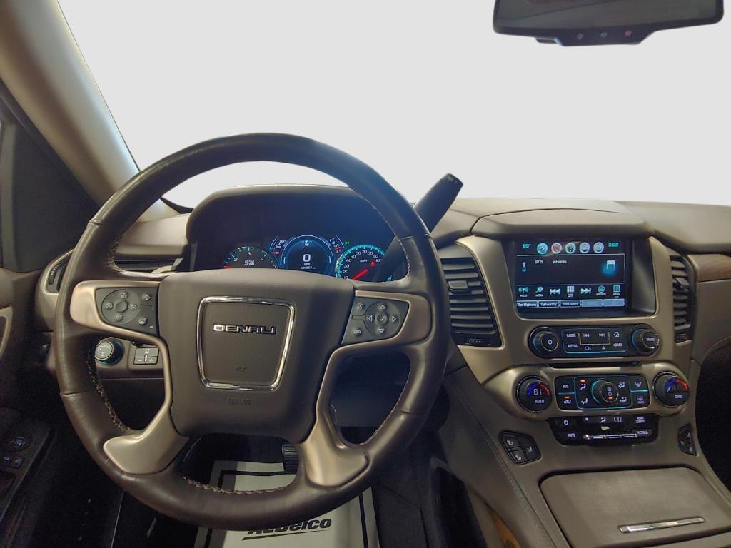 used 2019 GMC Yukon car, priced at $32,500