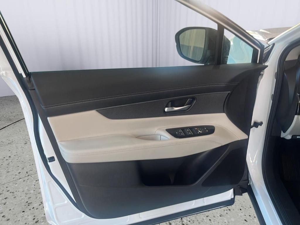 new 2025 Nissan Murano car, priced at $42,021