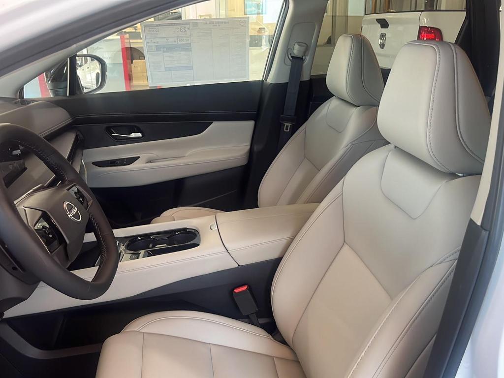 new 2025 Nissan Murano car, priced at $42,021