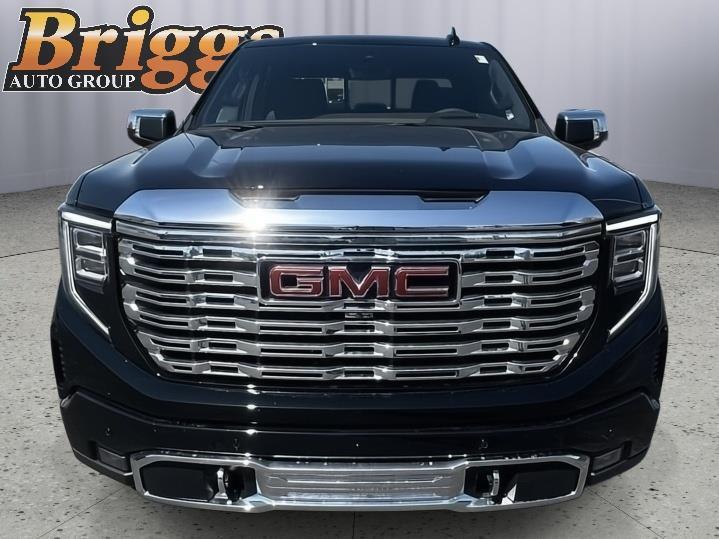 new 2025 GMC Sierra 1500 car, priced at $71,622