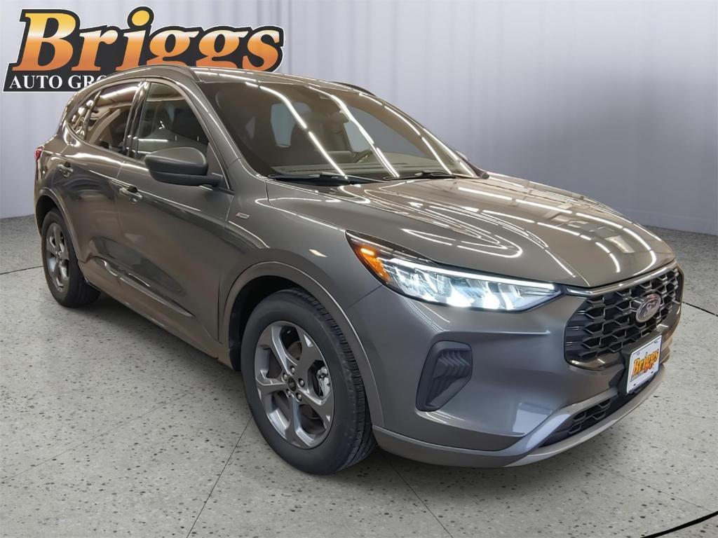 used 2023 Ford Escape car, priced at $20,995
