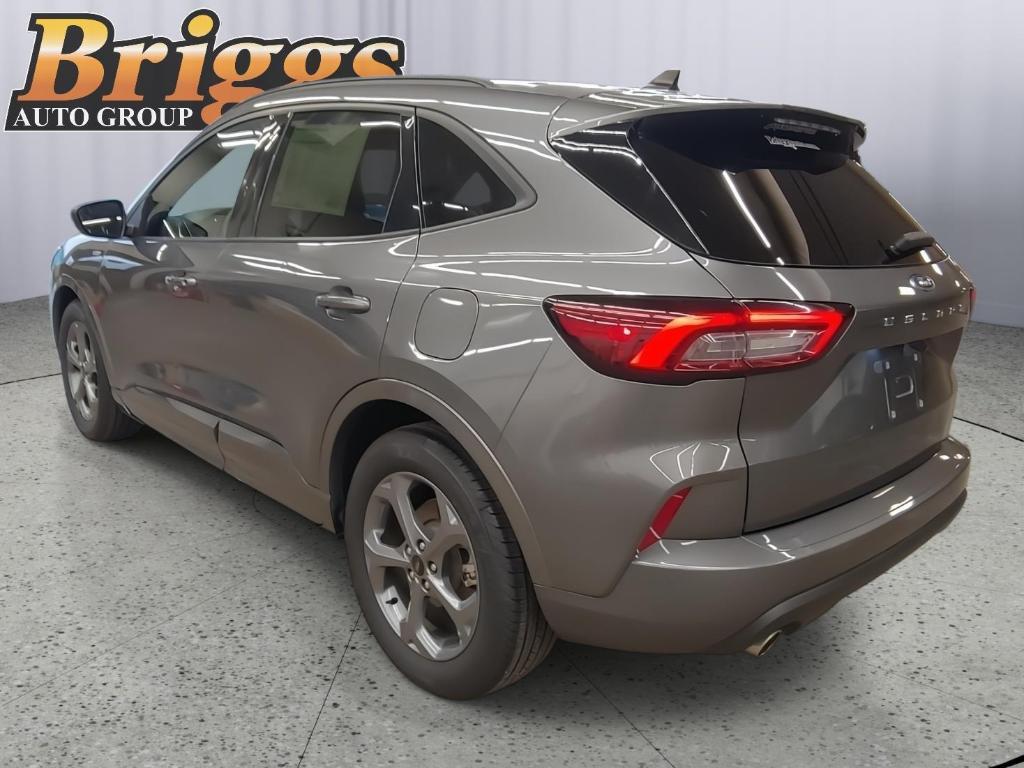 used 2023 Ford Escape car, priced at $20,995