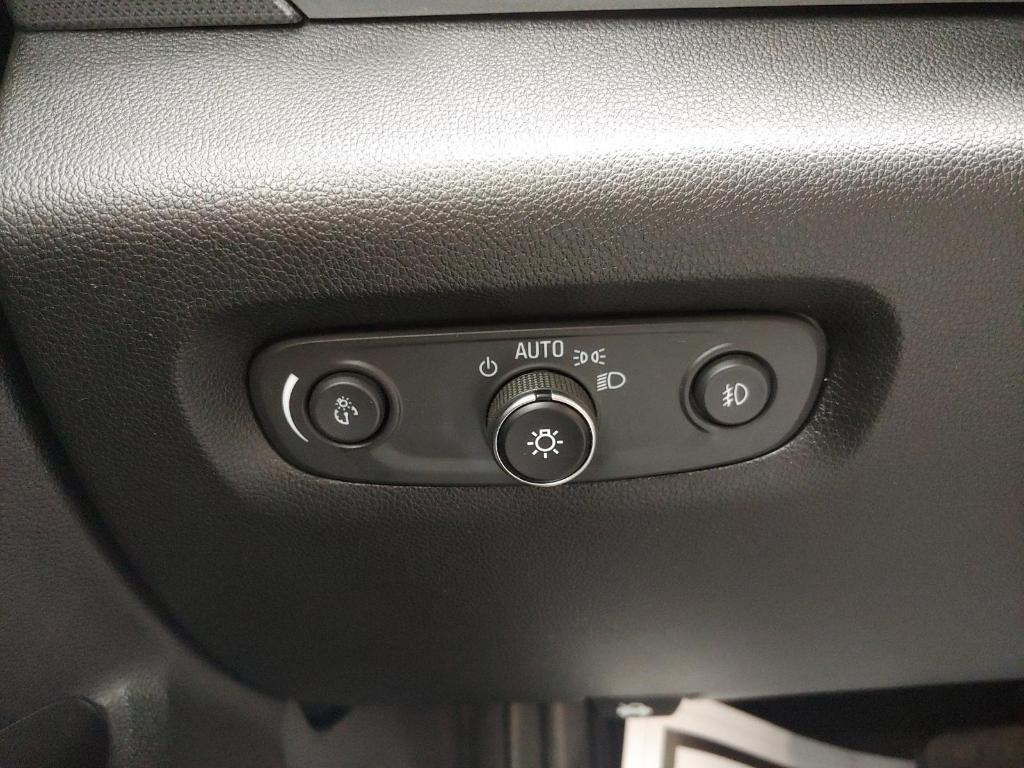 used 2018 Chevrolet Traverse car, priced at $21,995