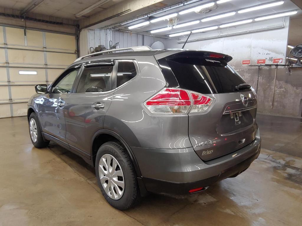 used 2016 Nissan Rogue car