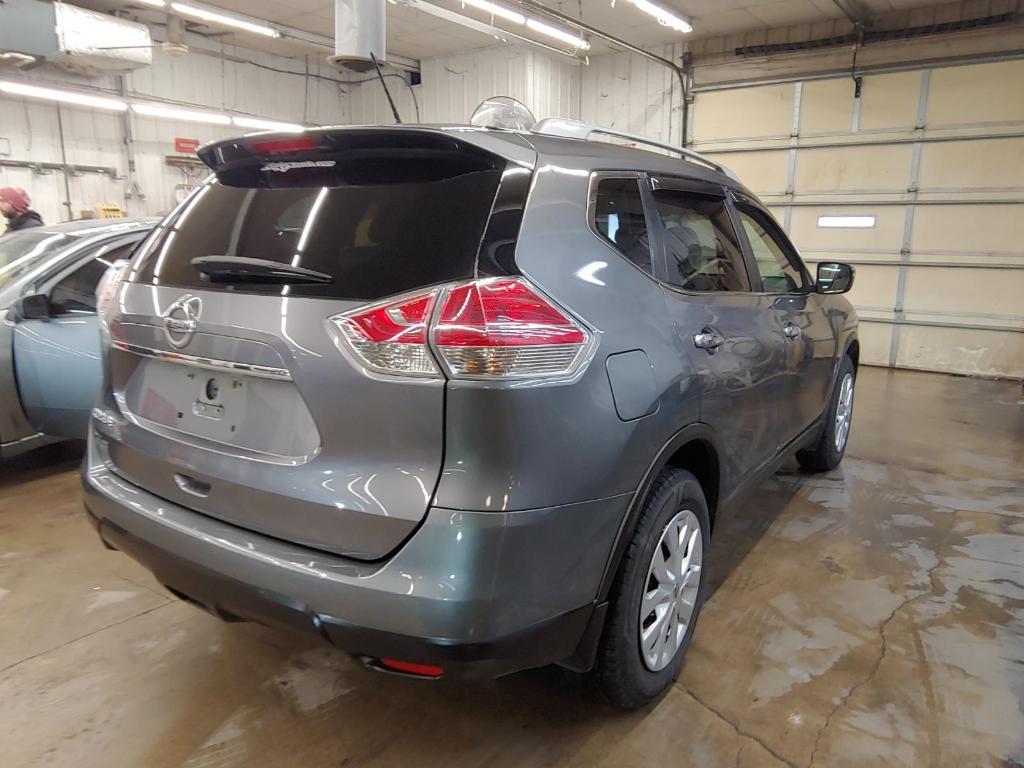 used 2016 Nissan Rogue car