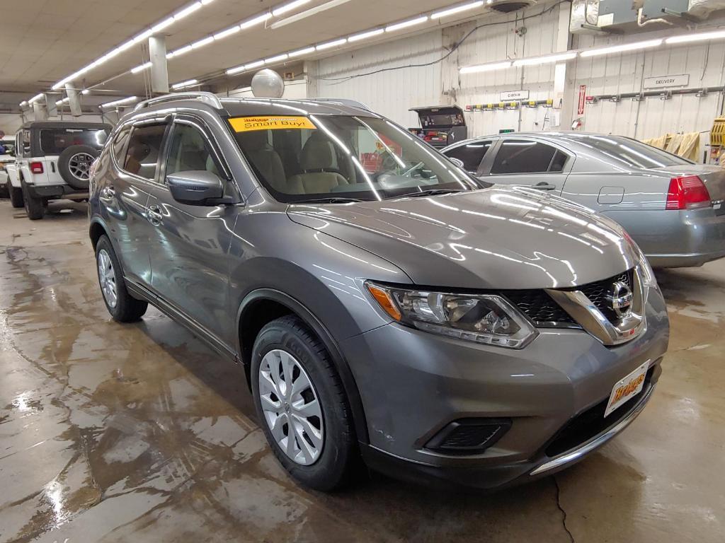 used 2016 Nissan Rogue car