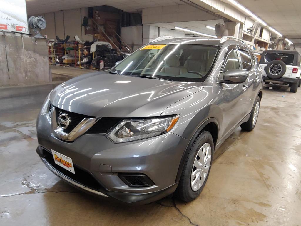 used 2016 Nissan Rogue car